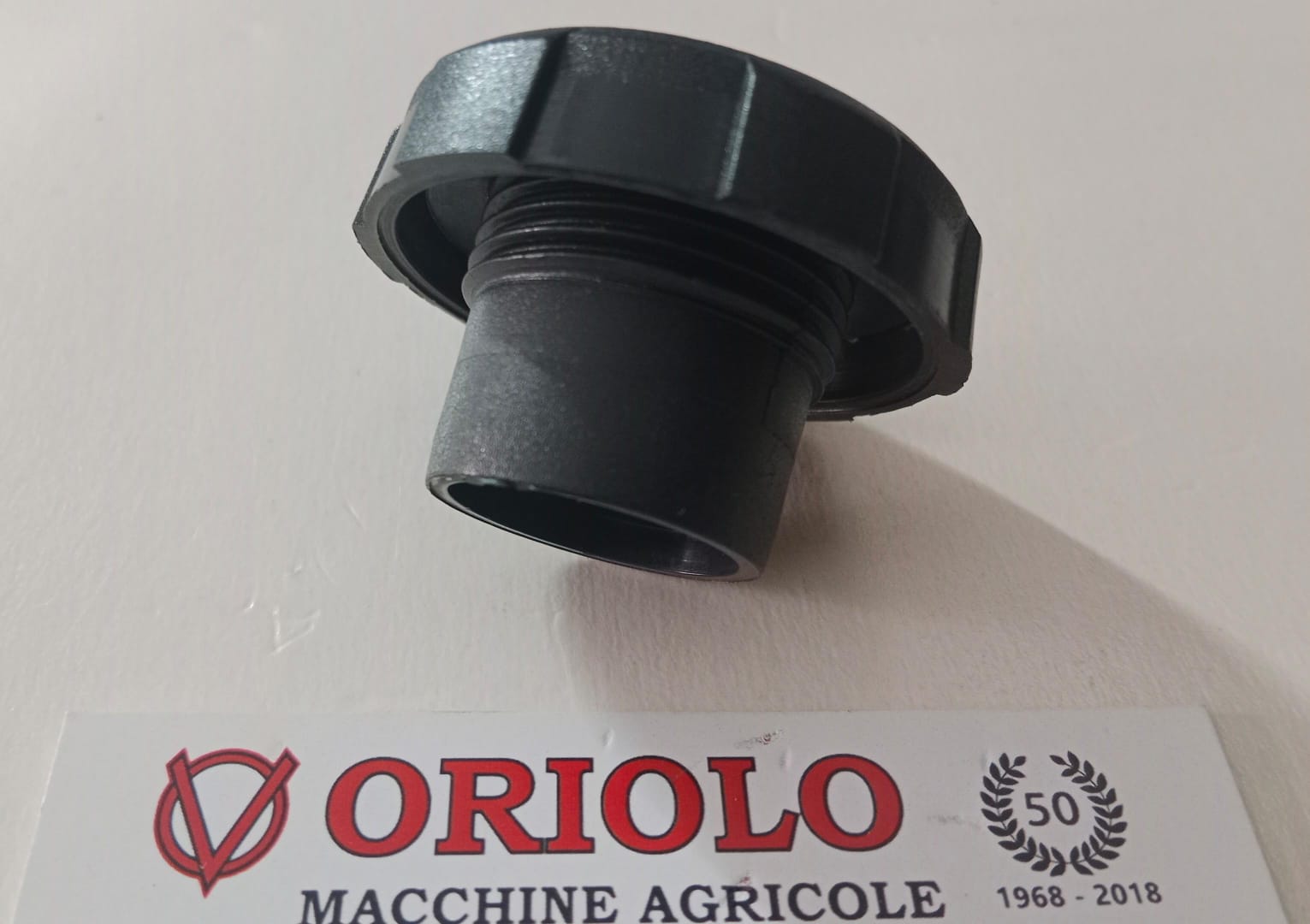 TAPPO BENZINA MOTORI CM FILETTO DIAM 29 x P 2 ATTACCO MASCHIO